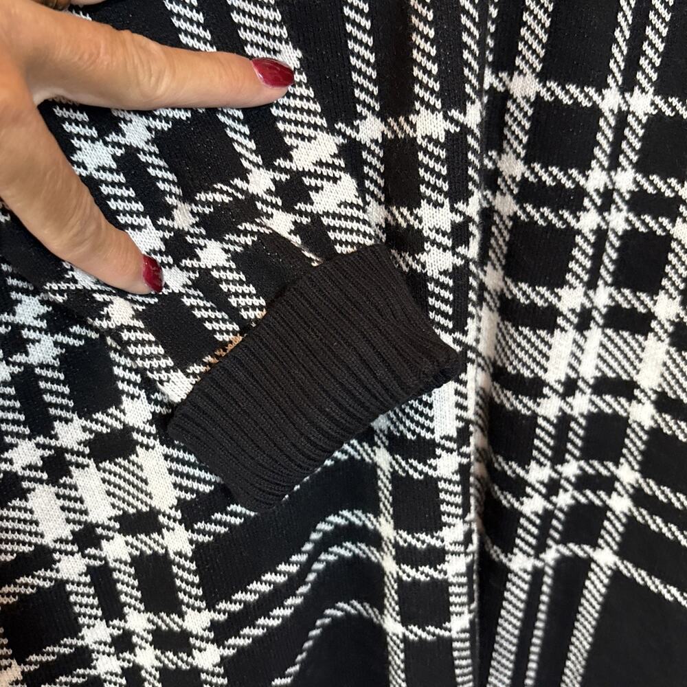 Isaac Mizrahi Live Black and White Plaid Open Long Sleeve Sweater Cardigan L - Picture 10 of 10
